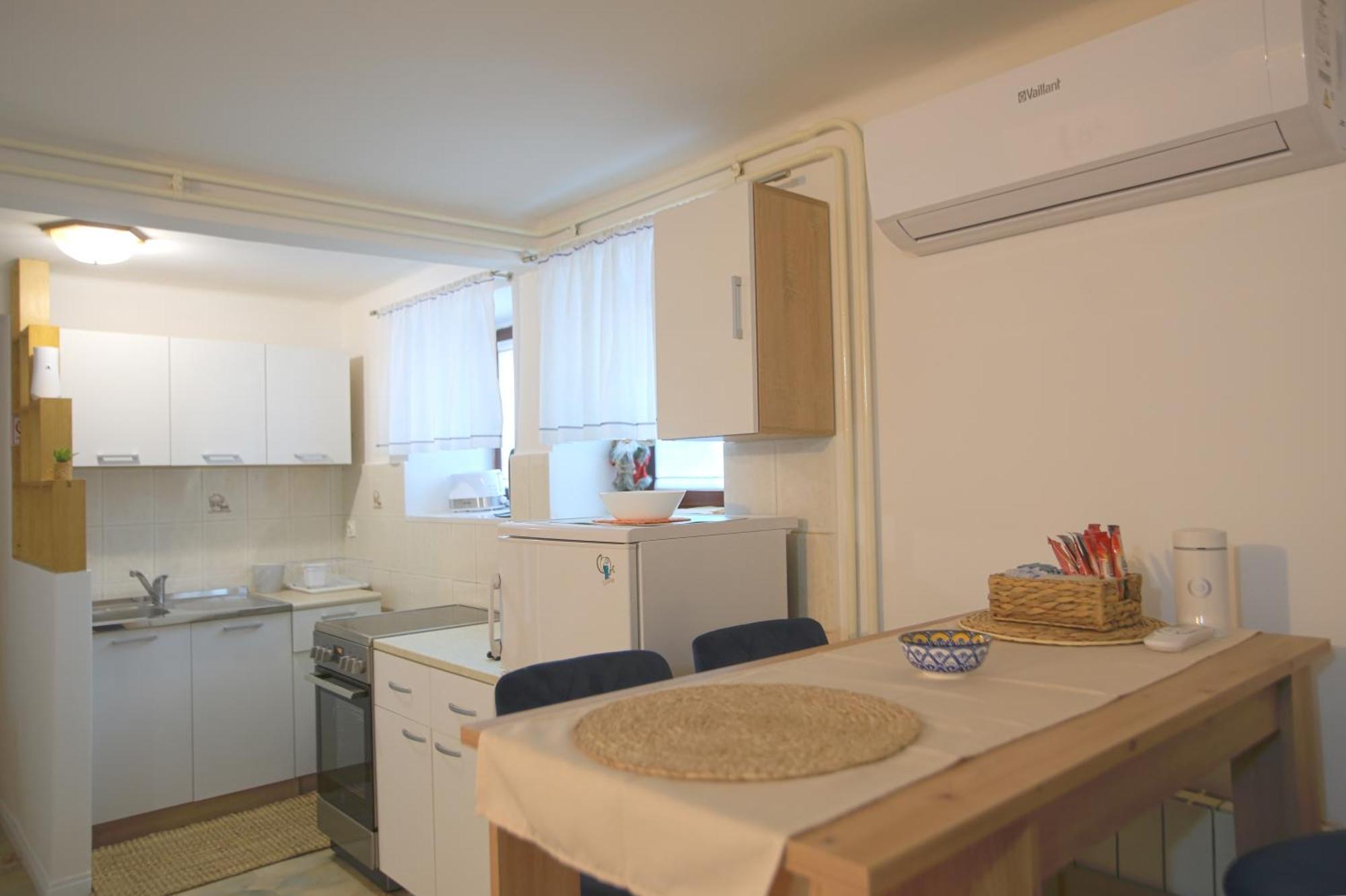 Bamboo Oasis Apartment With Terrace In The Garden And Free Parking, Рієка Екстер'єр фото